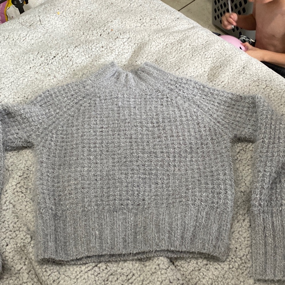 Gray fuzzy sweatshirt low turtleneck